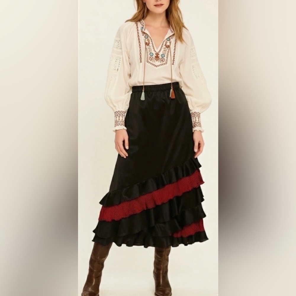 Pat Dahnke Tiered Black Floral Midi Western Skirt M Ruffle Red Trim $325